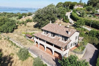 /international/it/passignano-sul-trasimeno-umbria-310109151255/