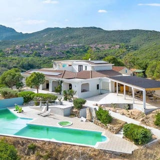 /international/it/porto-rotondo-sardinia-310108839674/?lang=th