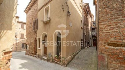 /international/it/torrita-di-siena-tuscany-310099685636/