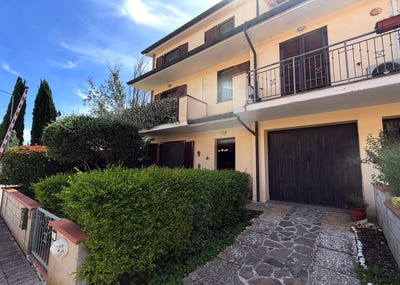/international/it/terricciola-tuscany-310108789834/