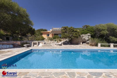 /international/it/santa-teresa-gallura-sardinia-310119680385/