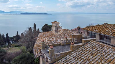 /international/it/magione-umbria-120091446795/?lang=en