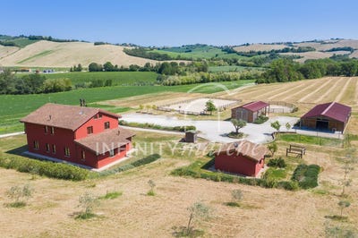 /international/it/montegranaro-marche-310107070452/