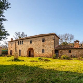 /international/it/monteriggioni-tuscany-310108839111/
