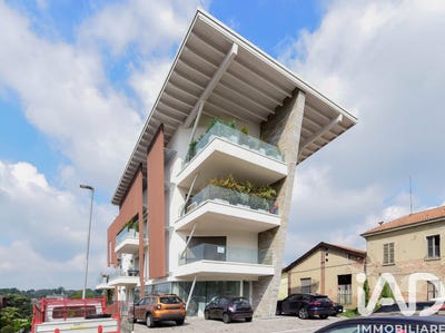 /international/it/cantu-lombardy-310106998628/