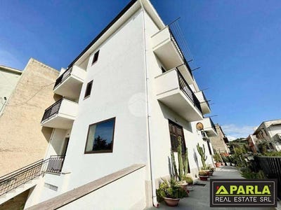 /international/it/trappeto-trappeto-sicily-310105015867/