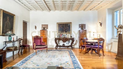 /international/it/via-della-panetteria-roma-lazio-310106575617/