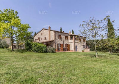 /international/it/penna-in-teverina-umbria-310105924971/?lang=pt