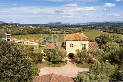 /international/it/via-della-cantoniera-putzolu-olbia-sardinia-310106881286/