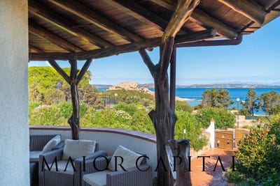 /international/it/arzachena-sardinia-310108317944/