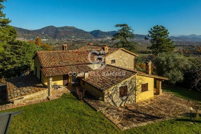 /international/it/gubbio-umbria-310105305688/