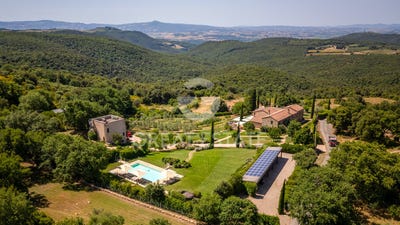 /international/it/cinigiano-tuscany-120096315426/