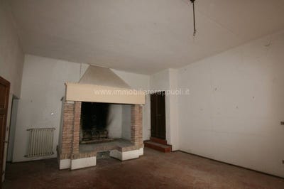 /international/it/petroio-tuscany-120088825010/