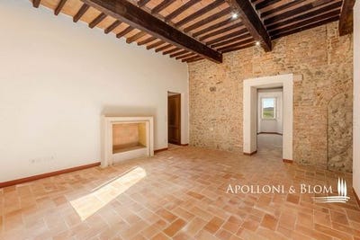 /international/it/via-cavalieri-di-vittorio-veneto-piegaro-umbria-310106238007/