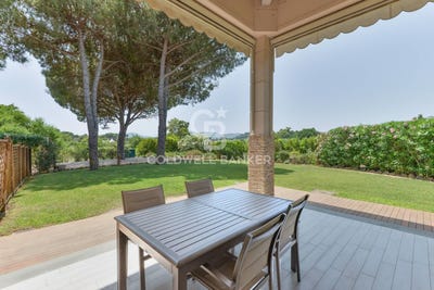 /international/it/campo-nell-elba-tuscany-310100715468/