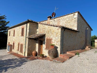 /international/it/castelnuovo-di-val-di-cecina-tuscany-310107185776/