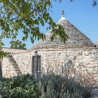 /international/it/castellana-grotte-apulia-310108865327/