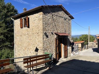 /international/it/42-localita-castelnuovo-castel-nuovo-tuscany-310107359029/