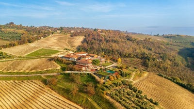 /international/it/grazzano-badoglio-piedmont-310110289615/