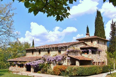 /international/it/chiusi-della-verna-tuscany-120088464266/