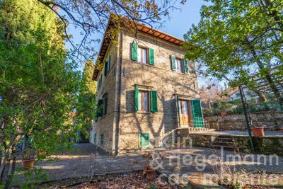/international/it/chitignano-tuscany-120096562466/