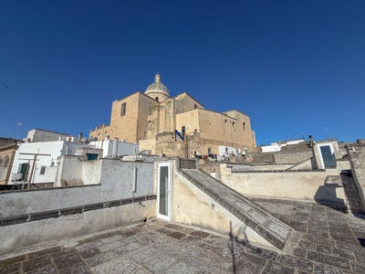 /international/it/17-via-francesco-russo-oria-apulia-310105943600/