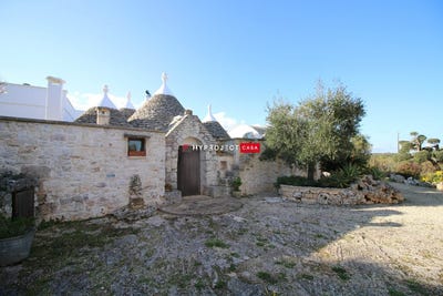 /international/it/ceglie-messapica-apulia-310109690846/