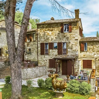 /international/it/todi-umbria-310109177033/