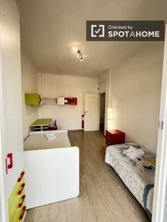 /international/it/genoa-liguria-310108559300/
