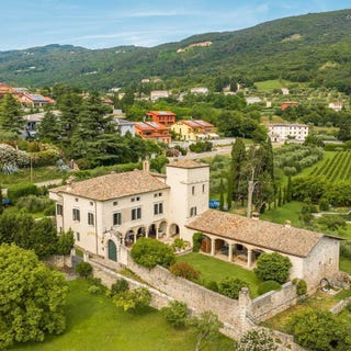 /international/it/caprino-veronese-veneto-310108183879/