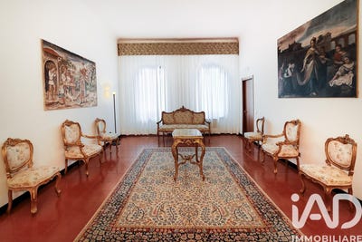 /international/it/macerata-marche-310107412645/