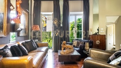 /international/it/via-di-santa-dorotea-roma-lazio-310108949791/