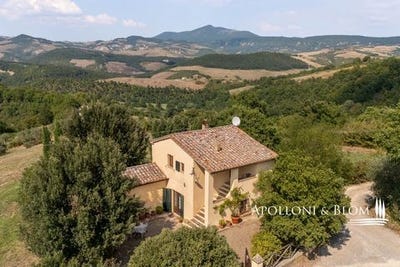 /international/it/strada-provinciale-della-valle-del-rigo-san-casciano-dei-bagni-tuscany-310101802547/