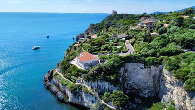 /international/it/ansedonia-tuscany-310101277622/