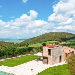 /international/it/volterra-tuscany-310107295255/