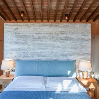 /international/it/bucine-tuscany-310107838811/