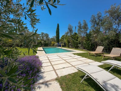 /international/it/strada-vicinale-detta-via-appia-terlizzi-apulia-310108777547/
