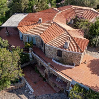 /international/it/capo-ferro-sardinia-310109761639/
