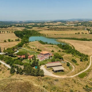 /international/it/capalbio-tuscany-310119979513/