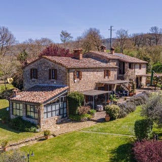 /international/it/passignano-sul-trasimeno-umbria-310107759189/