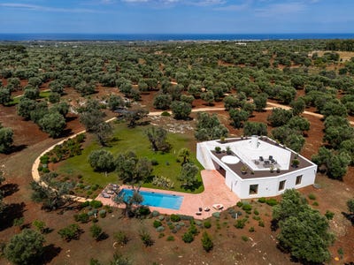 /international/it/carovigno-carovigno-apulia-310094418909/