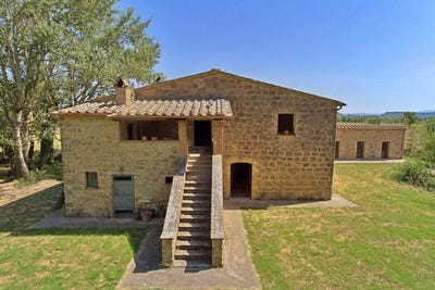 /international/it/sarteano-tuscany-310106780058/