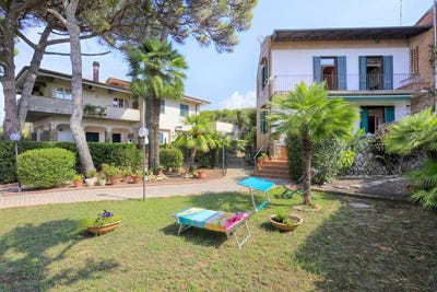 /international/it/livorno-tuscany-310119942784/