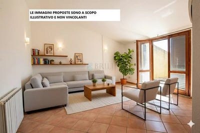 /international/it/piazza-eleonora-d-arborea-tempio-pausania-sardinia-310100523971/