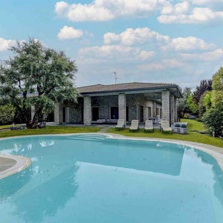 /international/it/capriolo-lombardy-310108865704/