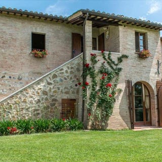 /international/it/montepulciano-tuscany-310107979660/