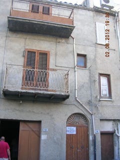 /international/it/piazza-metello-alessandria-della-rocca-sicily-310107293940/?lang=pt