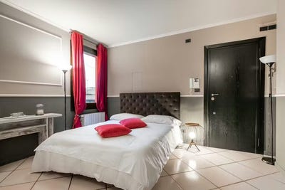 /international/it/via-de-fusari-bologna-emilia-romagna-310105403855/