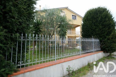 /international/it/fermo-marche-310106447130/