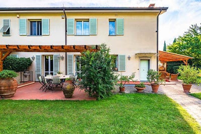 /international/it/florence-tuscany-310100113725/